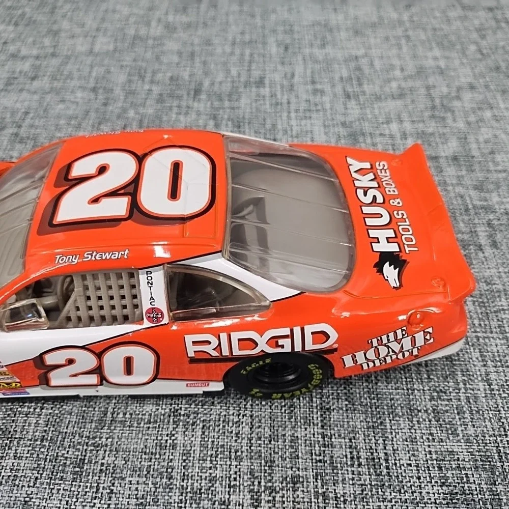 1:24 Action Diecast 1999 Nascar #20 Tony Stewart Home Depot Habitat Set of 2